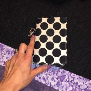thirty-one wristlet